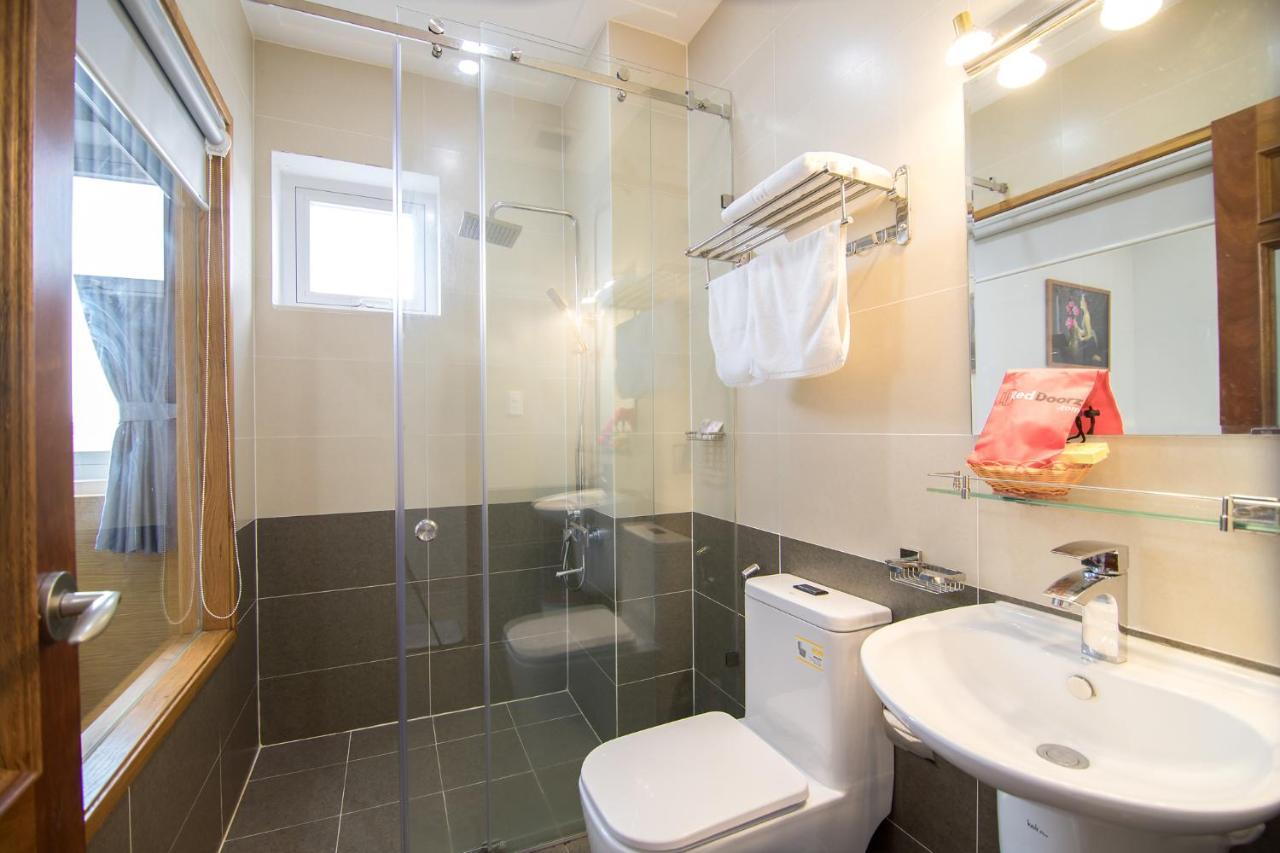 Reddoorz Plus Near Lotte Mart Cong Hoa Ho Chi Minh City Exterior photo