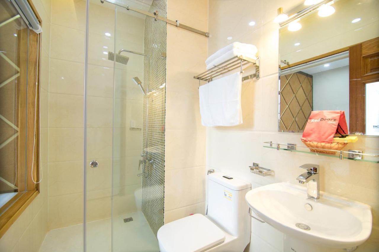 Reddoorz Plus Near Lotte Mart Cong Hoa Ho Chi Minh City Exterior photo